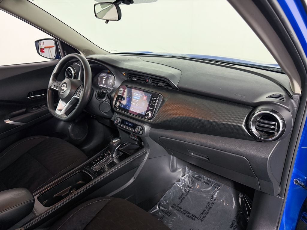 2022 Nissan Kicks SV