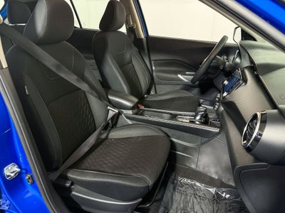 2022 Nissan Kicks SV