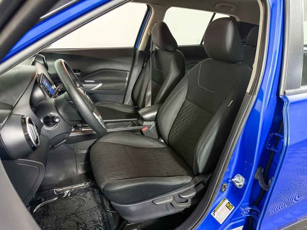 2022 Nissan Kicks SV