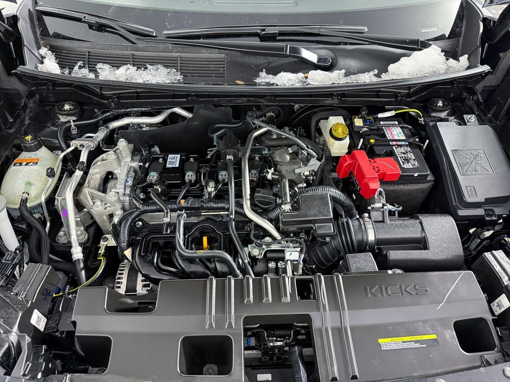 2025 Nissan Kicks SV