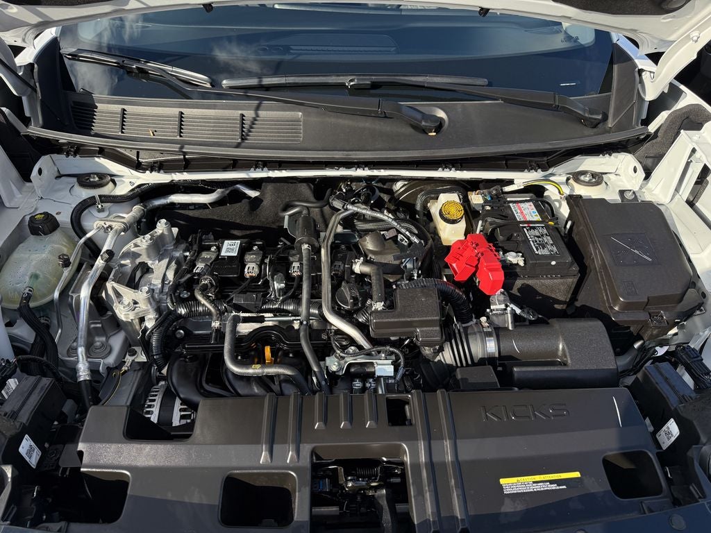 2025 Nissan Kicks SV