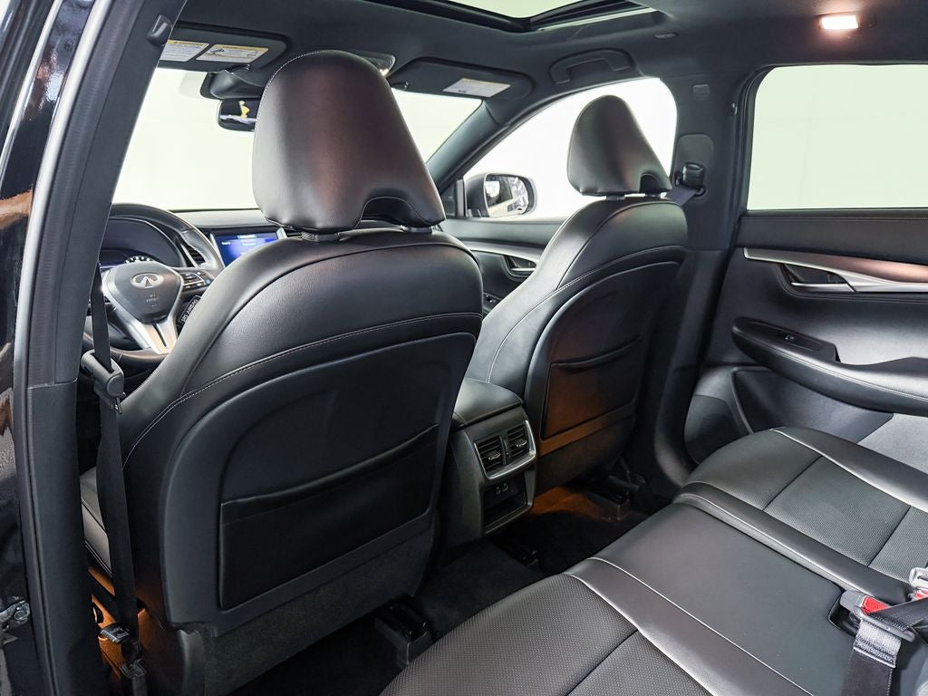 2023 INFINITI QX55 LUXE