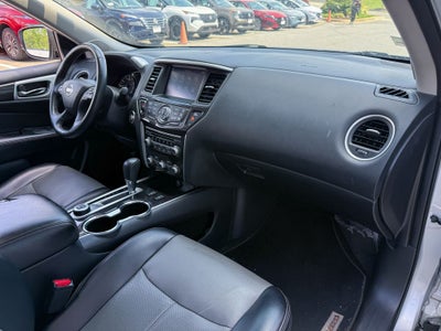 2020 Nissan Pathfinder SL