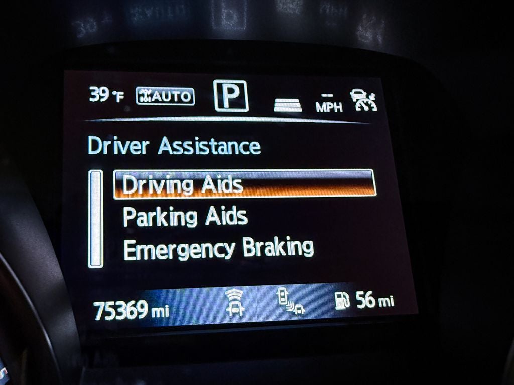 2020 Nissan Pathfinder SL