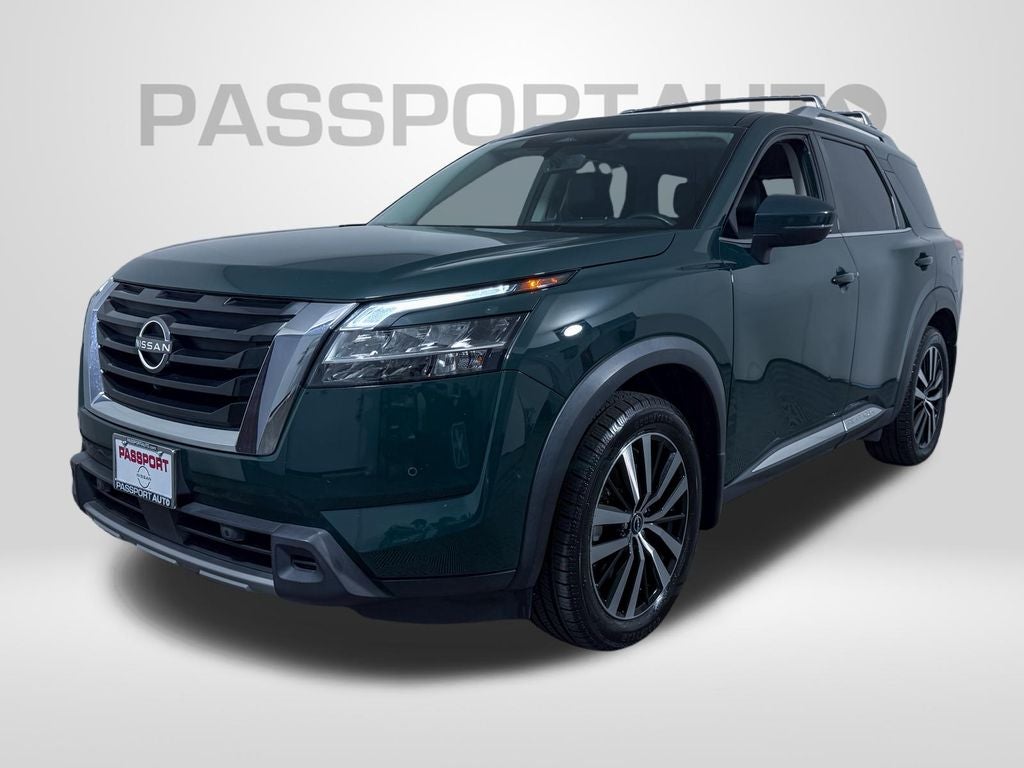 2023 Nissan Pathfinder Platinum