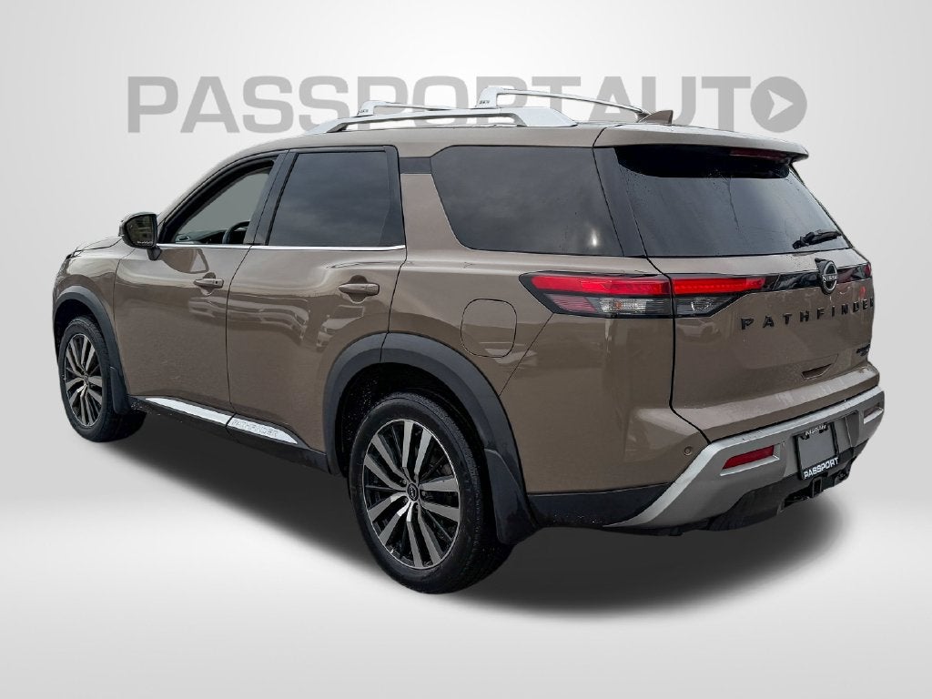 2023 Nissan Pathfinder Platinum