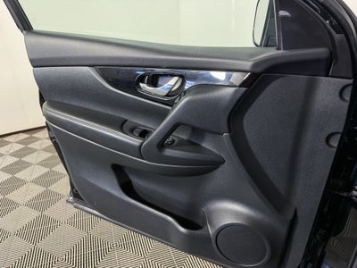 2022 Nissan Rogue Sport SV