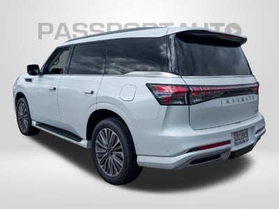 2025 INFINITI QX80 LUXE