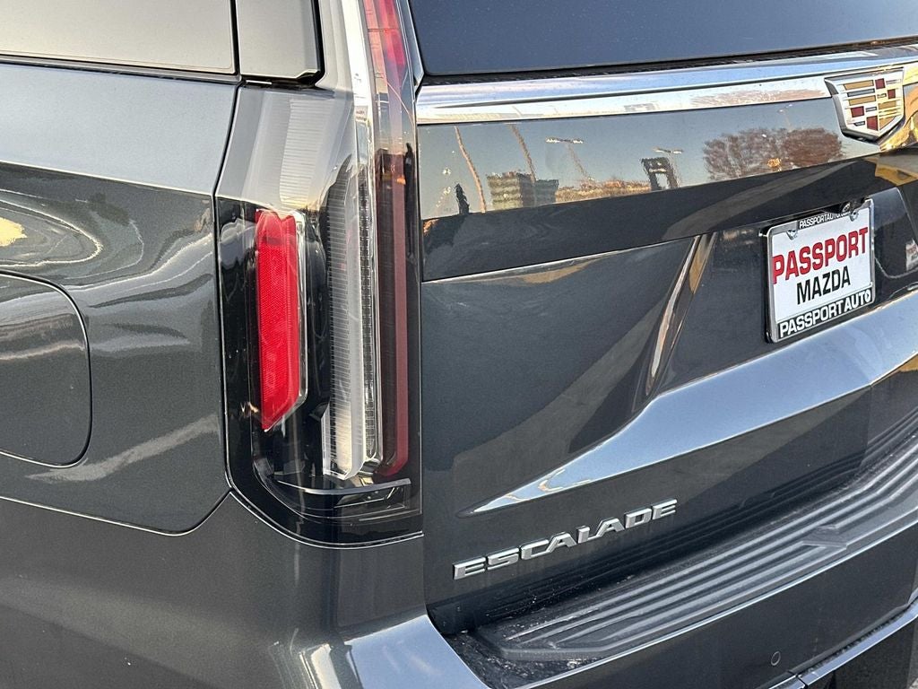 2022 Cadillac Escalade Premium Luxury