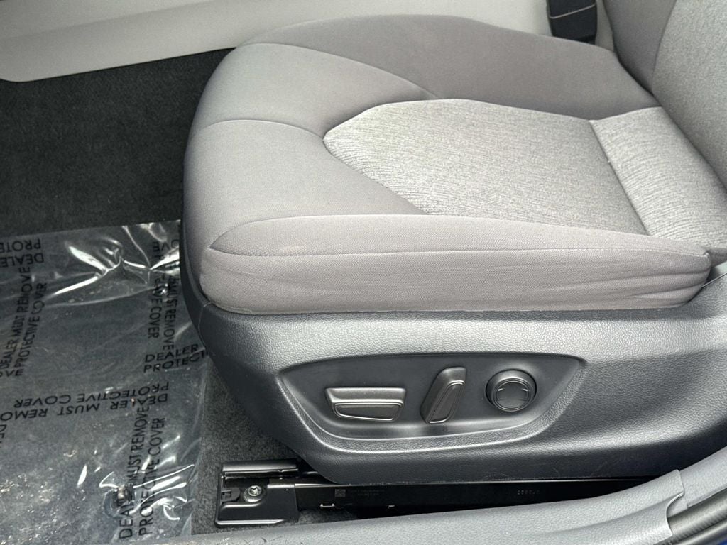 2023 Toyota Camry Hybrid LE