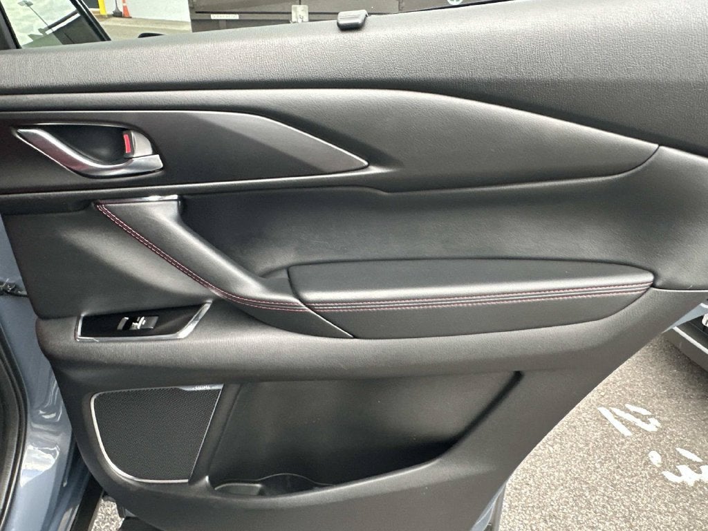2023 Mazda Mazda CX-9 Carbon Edition