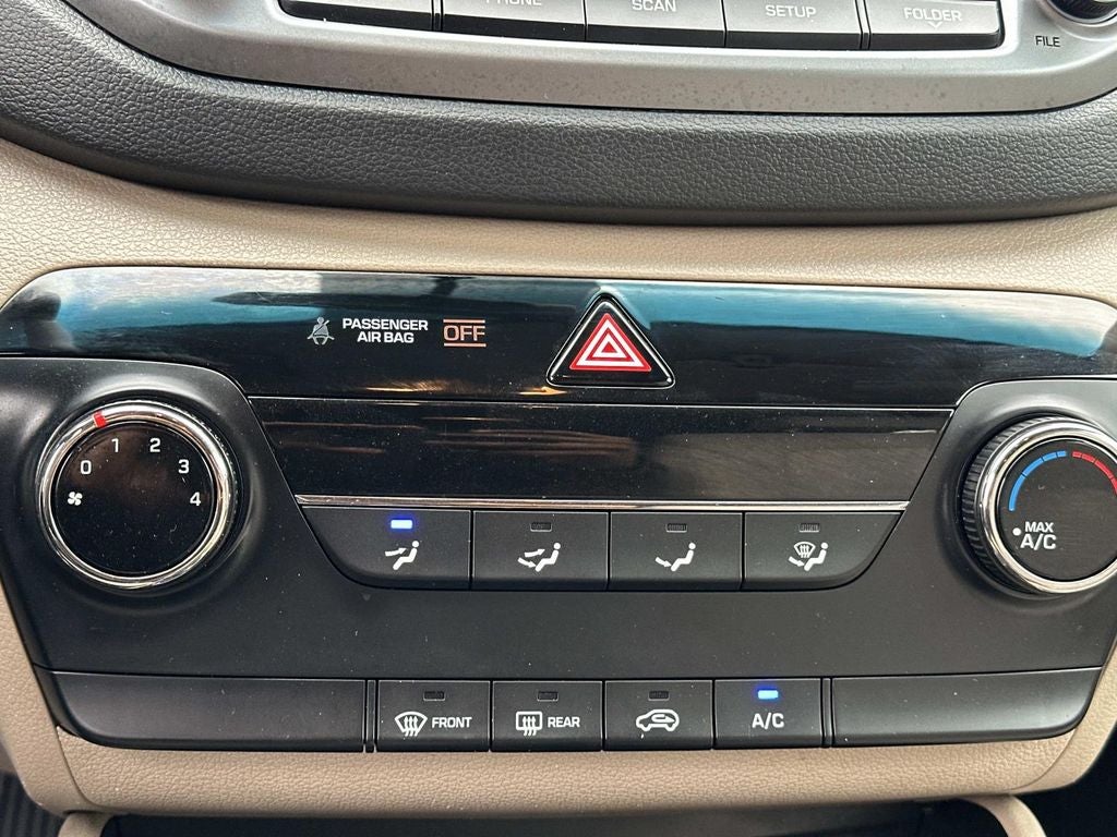 2016 Hyundai Tucson SE