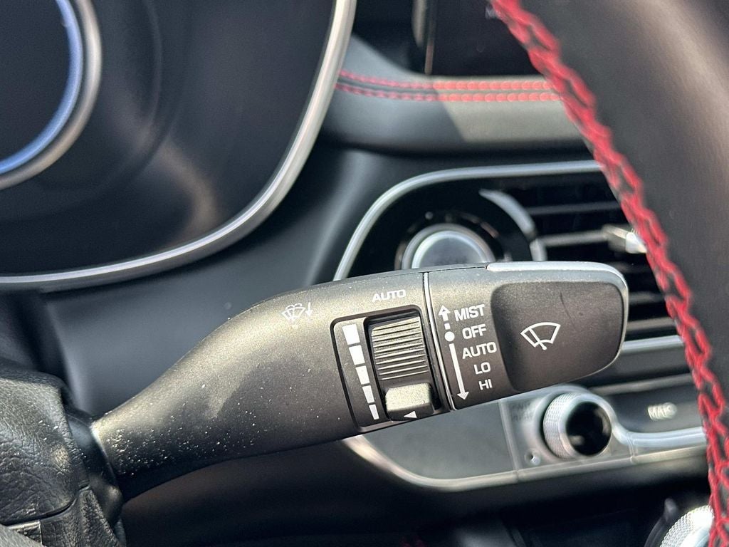 2023 Genesis G70 3.3T Sport Prestige Package (04)