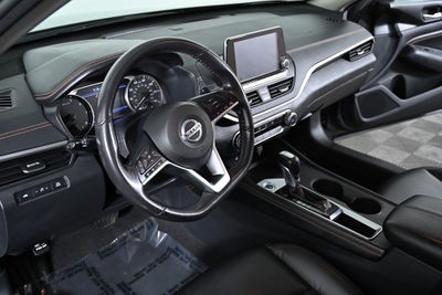 2022 Nissan Altima 2.5 SR Certified Select