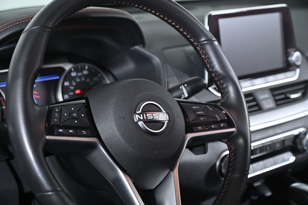 2023 Nissan Altima 2.5 SR Nissan Certified