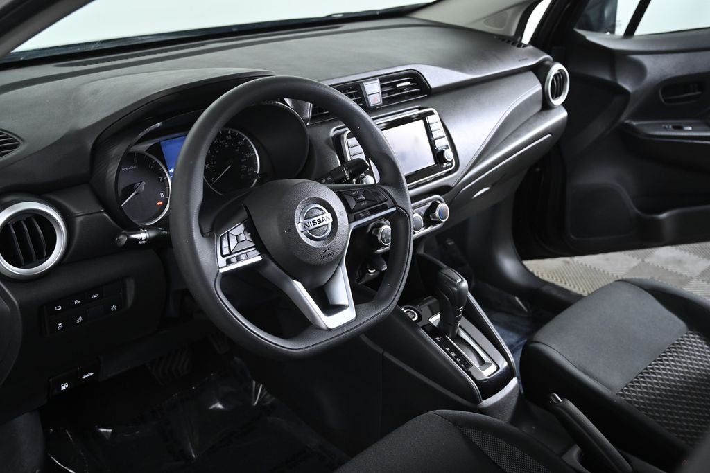 2020 Nissan Versa 1.6 S