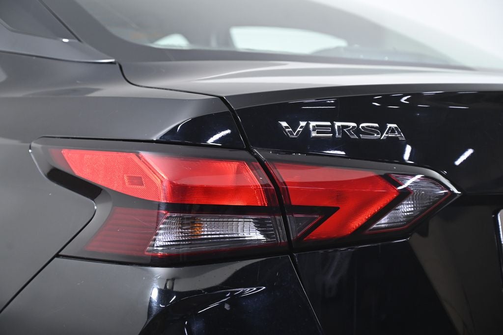 2020 Nissan Versa 1.6 S