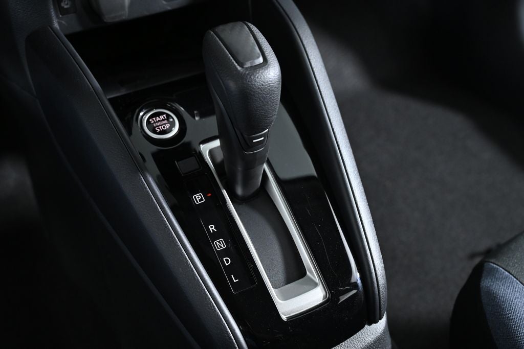 2025 Nissan Versa 1.6 SV Nissan Certified