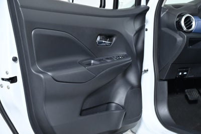 2025 Nissan Versa 1.6 SV Nissan Certified