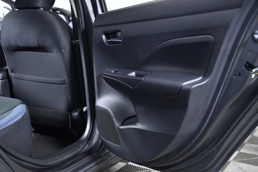 2025 Nissan Versa 1.6 SV Nissan Certified