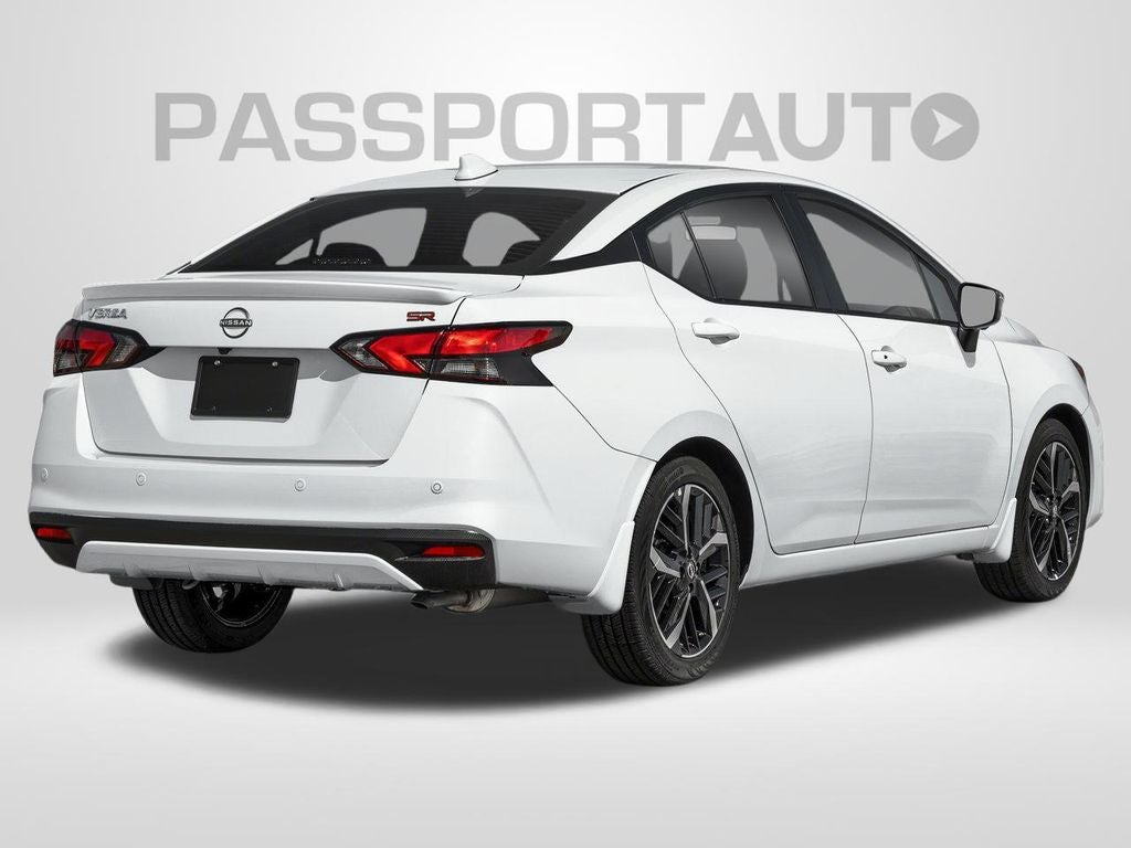 2025 Nissan Versa 1.6 SR