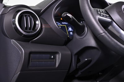 2023 Nissan Kicks SR Nissan Certified