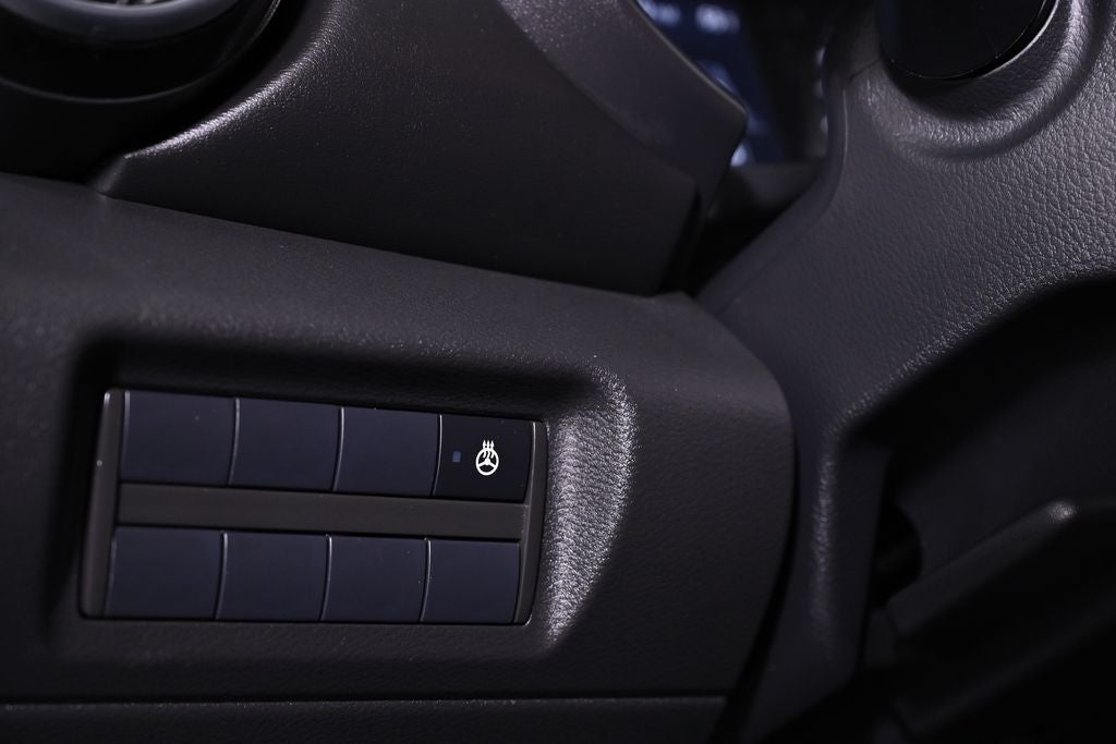 2023 Nissan Kicks SR Nissan Certified