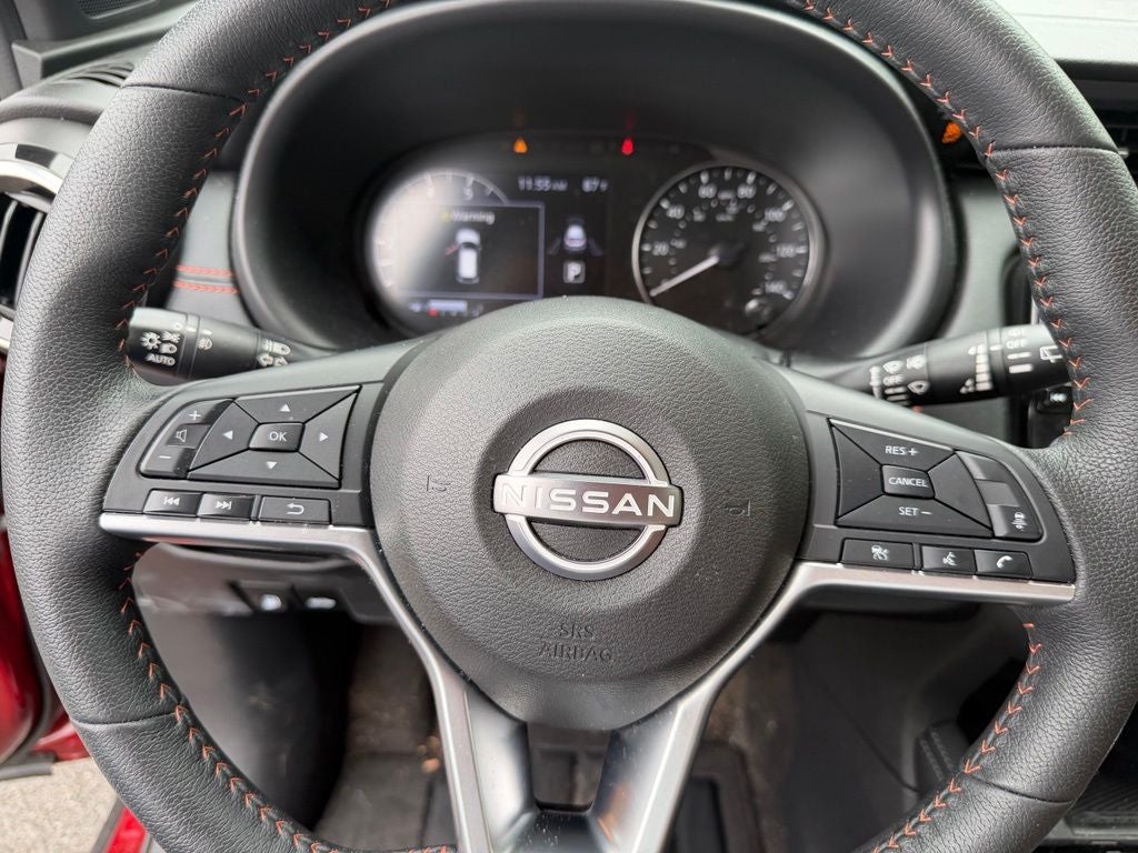 2023 Nissan Kicks SR