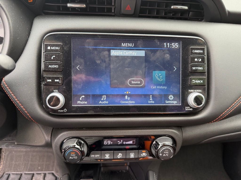 2023 Nissan Kicks SR