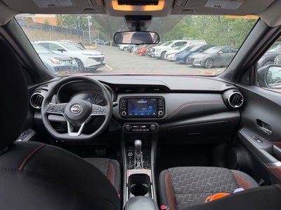 2023 Nissan Kicks SR