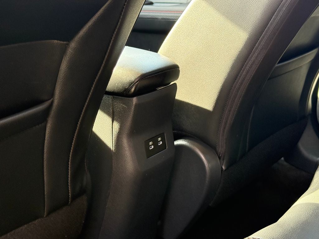 2025 Nissan Kicks SR Nissan Certified