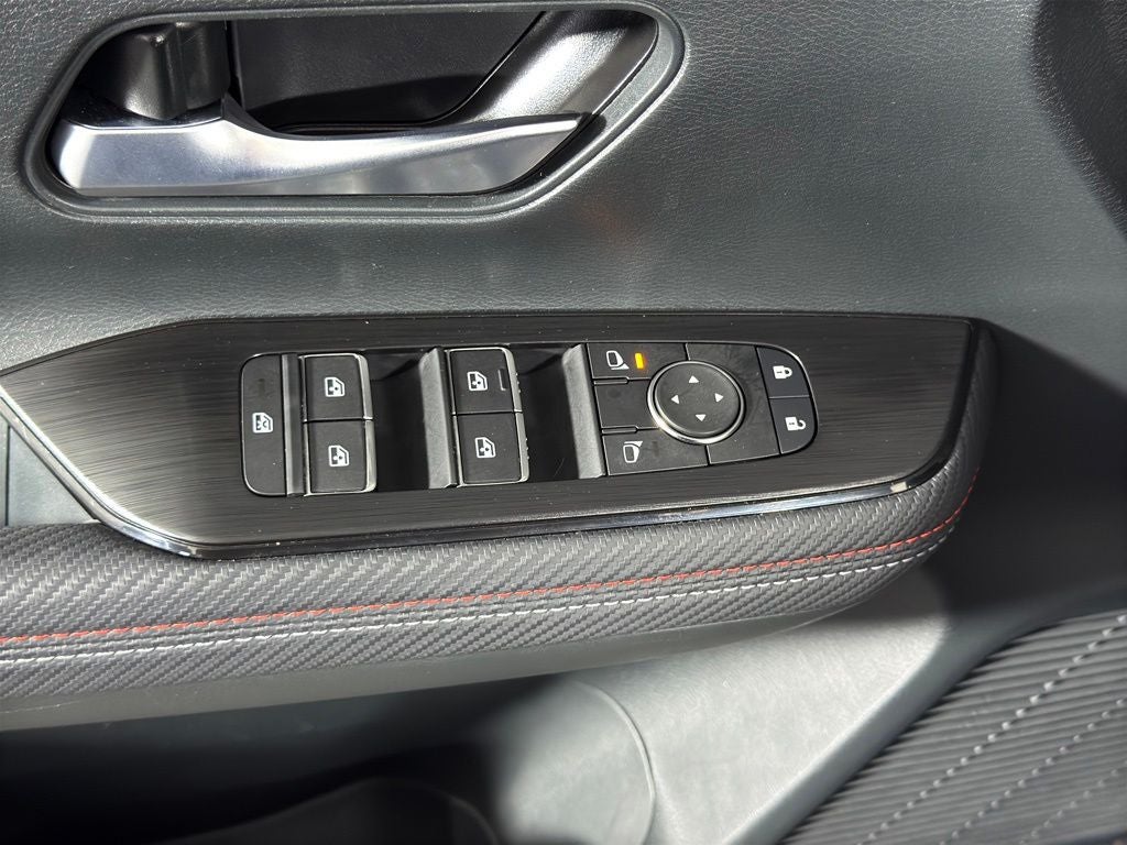 2025 Nissan Kicks SR Nissan Certified