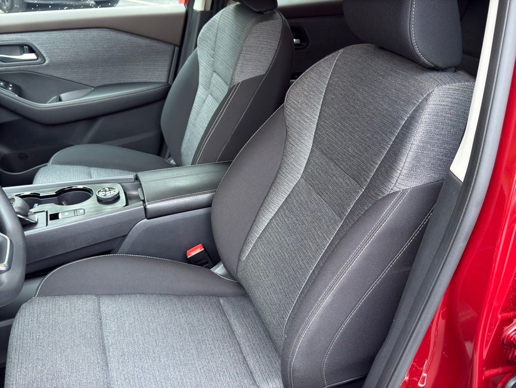 2023 Nissan Rogue SV Nissan Certified