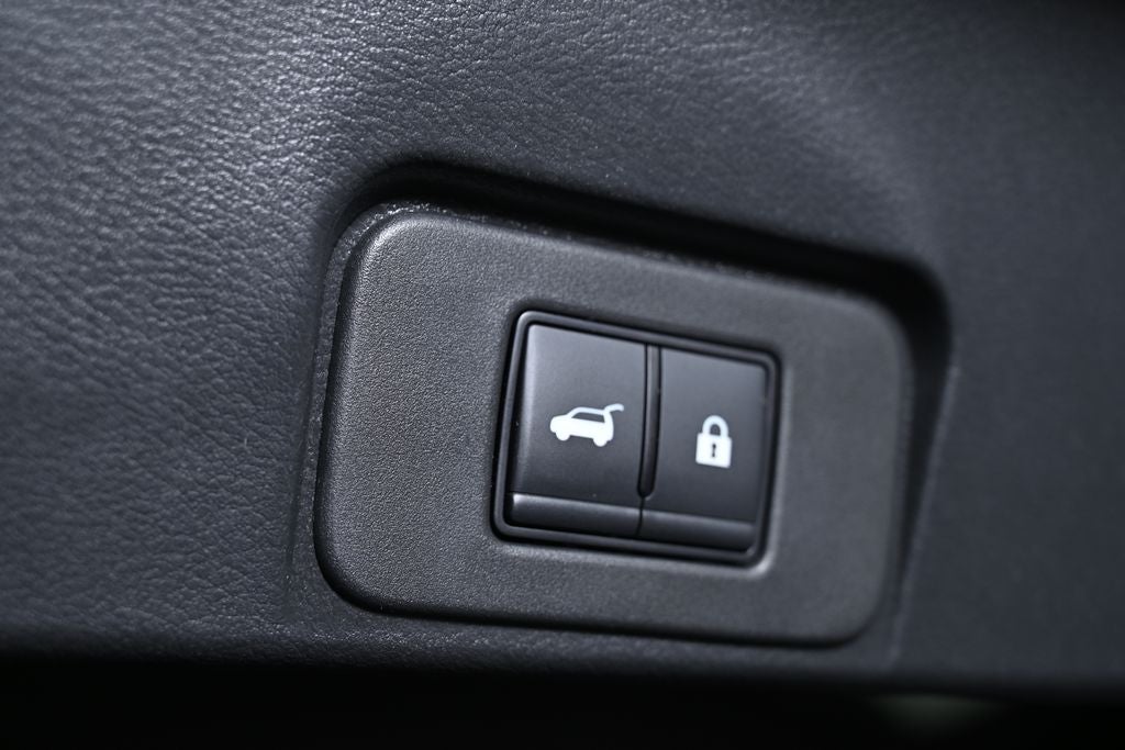 2023 Nissan Rogue SV Premium Nissan Certified