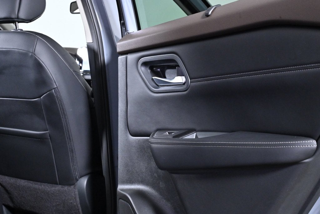 2023 Nissan Rogue SL Nissan Certified