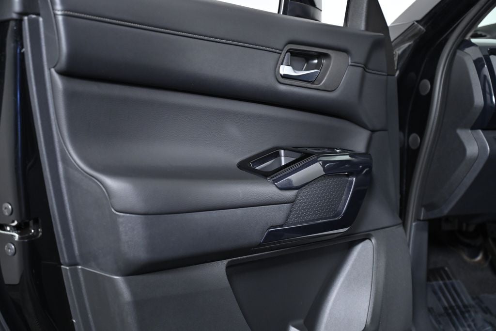 2022 Nissan Pathfinder S Nissan Certified