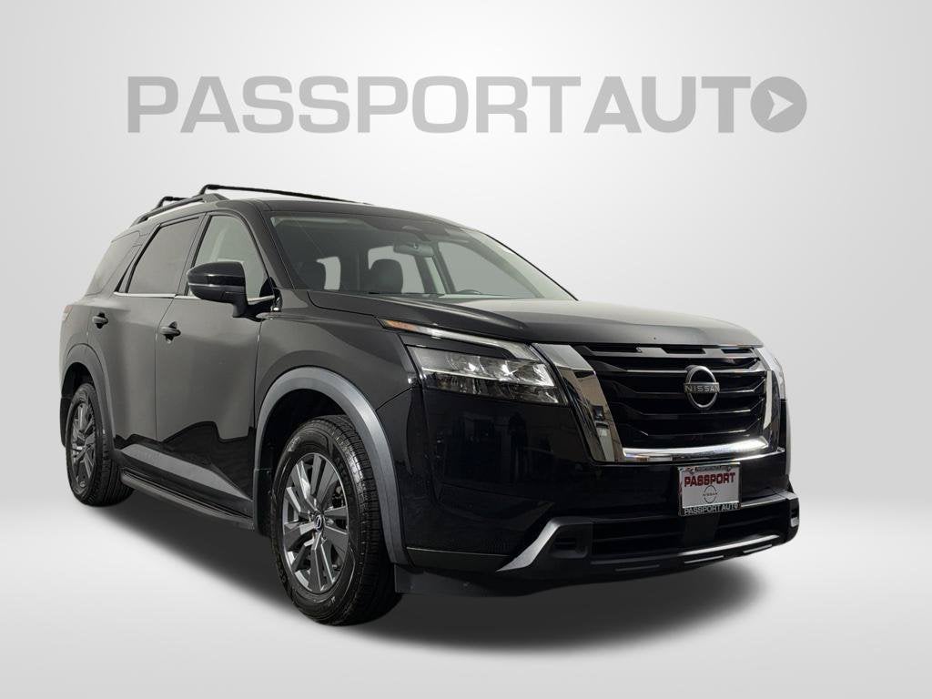 2022 Nissan Pathfinder SV Nissan Certified