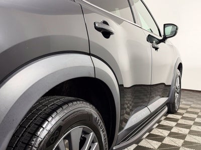 2022 Nissan Pathfinder SV Nissan Certified