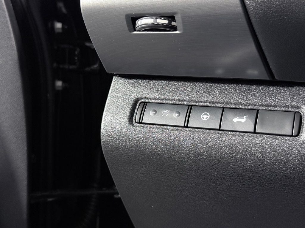 2024 Nissan Pathfinder SL Nissan Certified