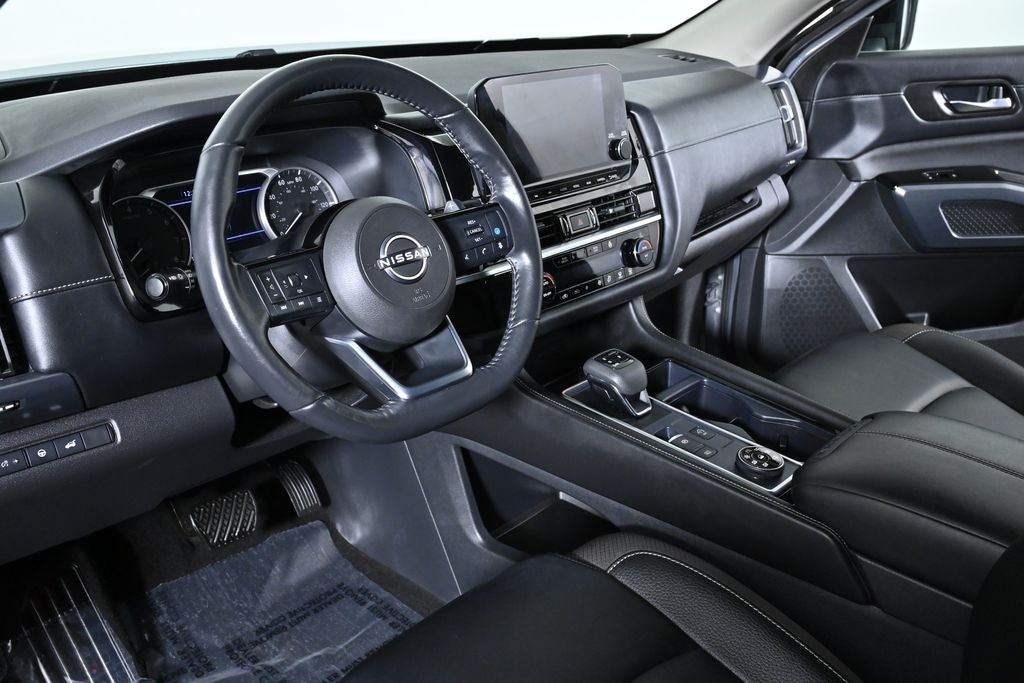 2024 Nissan Pathfinder SL Nissan Certified