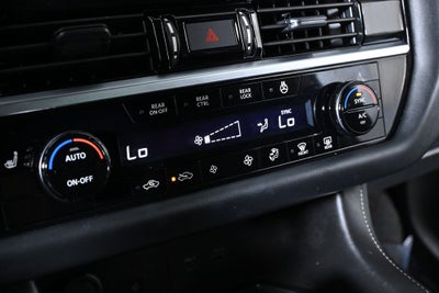 2024 Nissan Pathfinder SL Nissan Certified