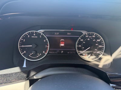 2022 Nissan Pathfinder SL