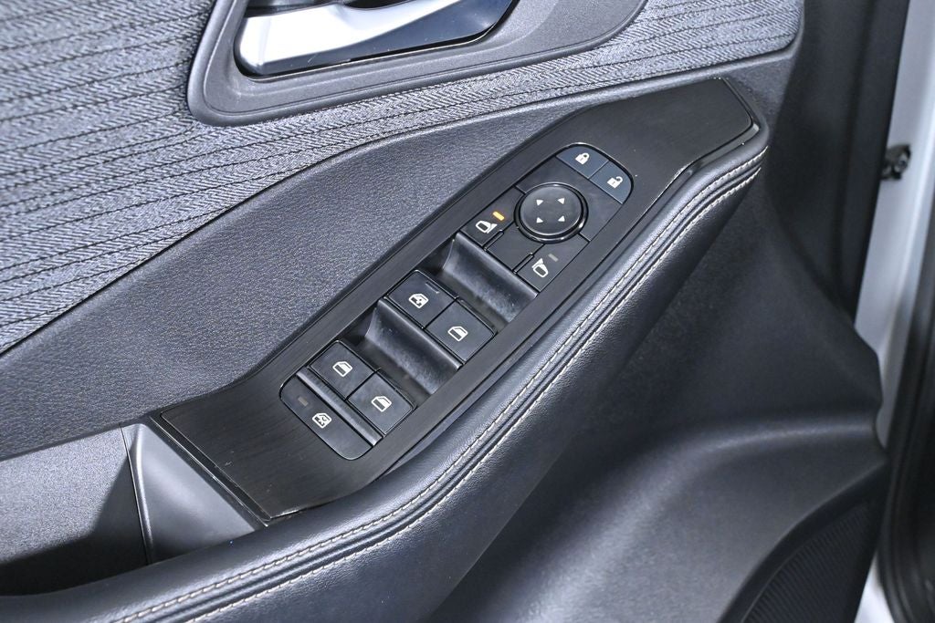 2023 Nissan Rogue SV Nissan Certified