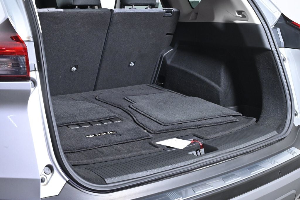 2023 Nissan Rogue SV Nissan Certified