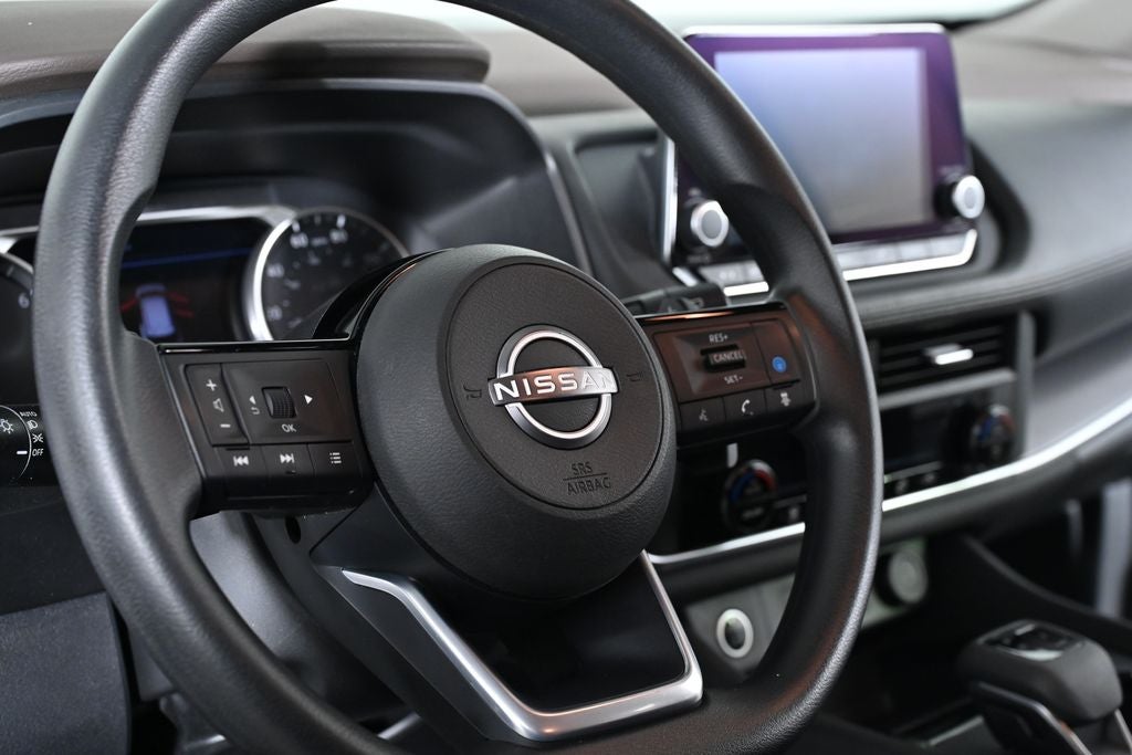 2023 Nissan Rogue SV Nissan Certified