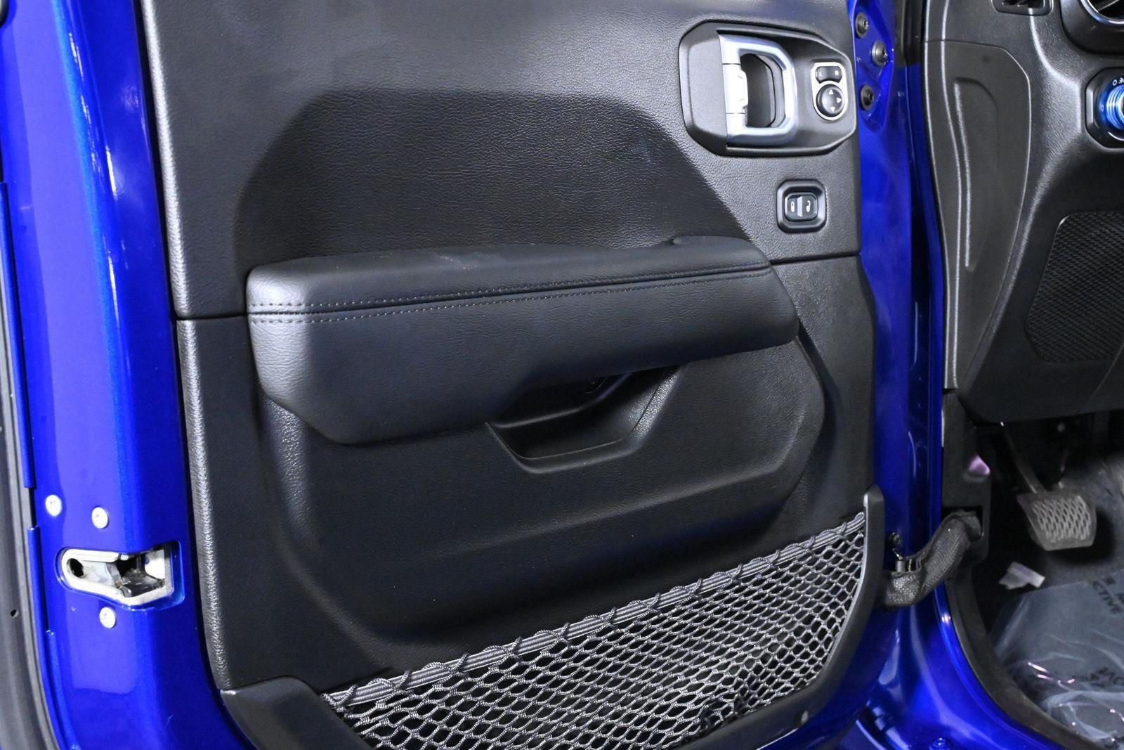 2020 Jeep Wrangler Unlimited Sahara Altitude