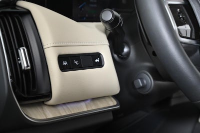 2025 Nissan Armada Platinum