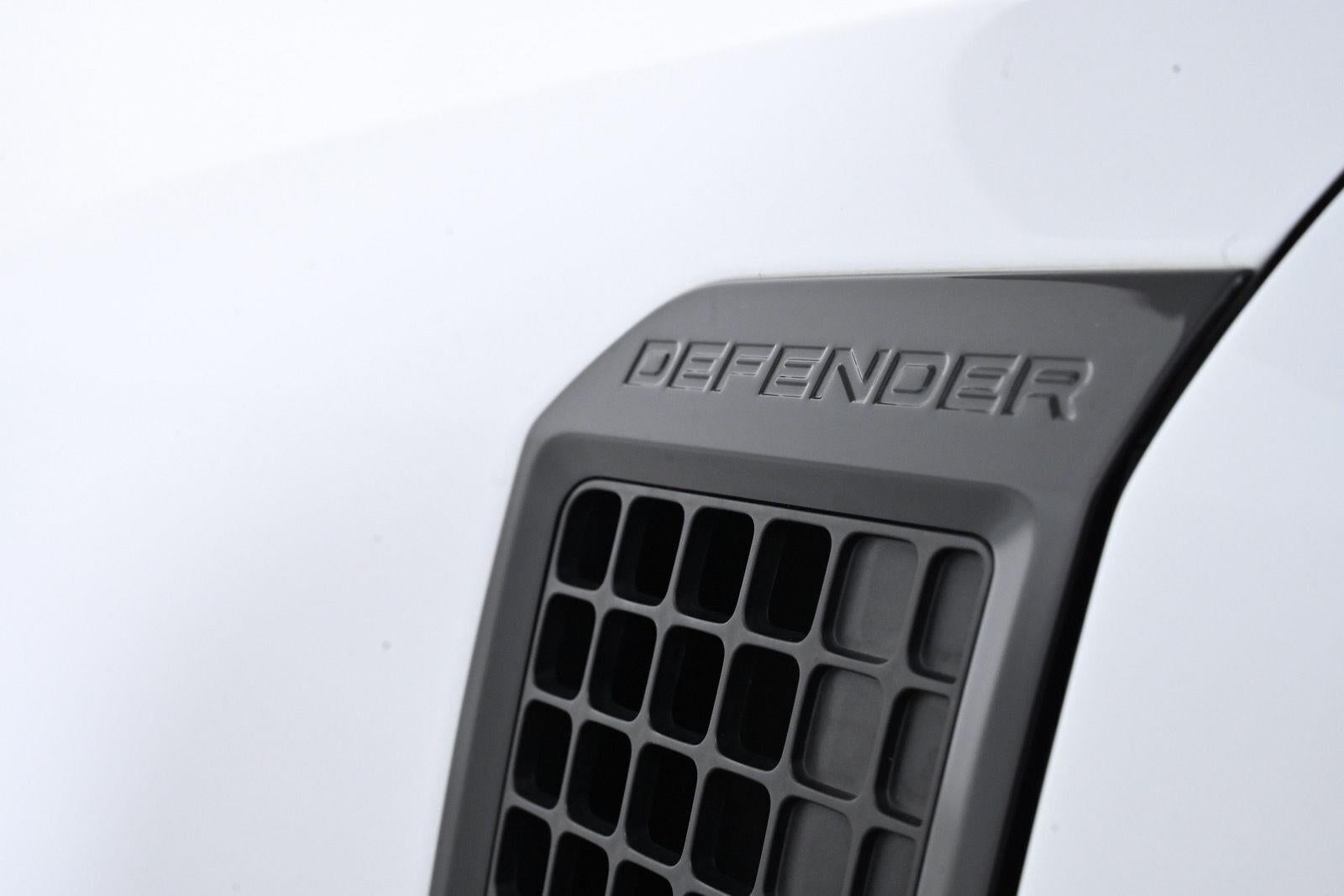 2022 Land Rover Defender X-Dynamic HSE
