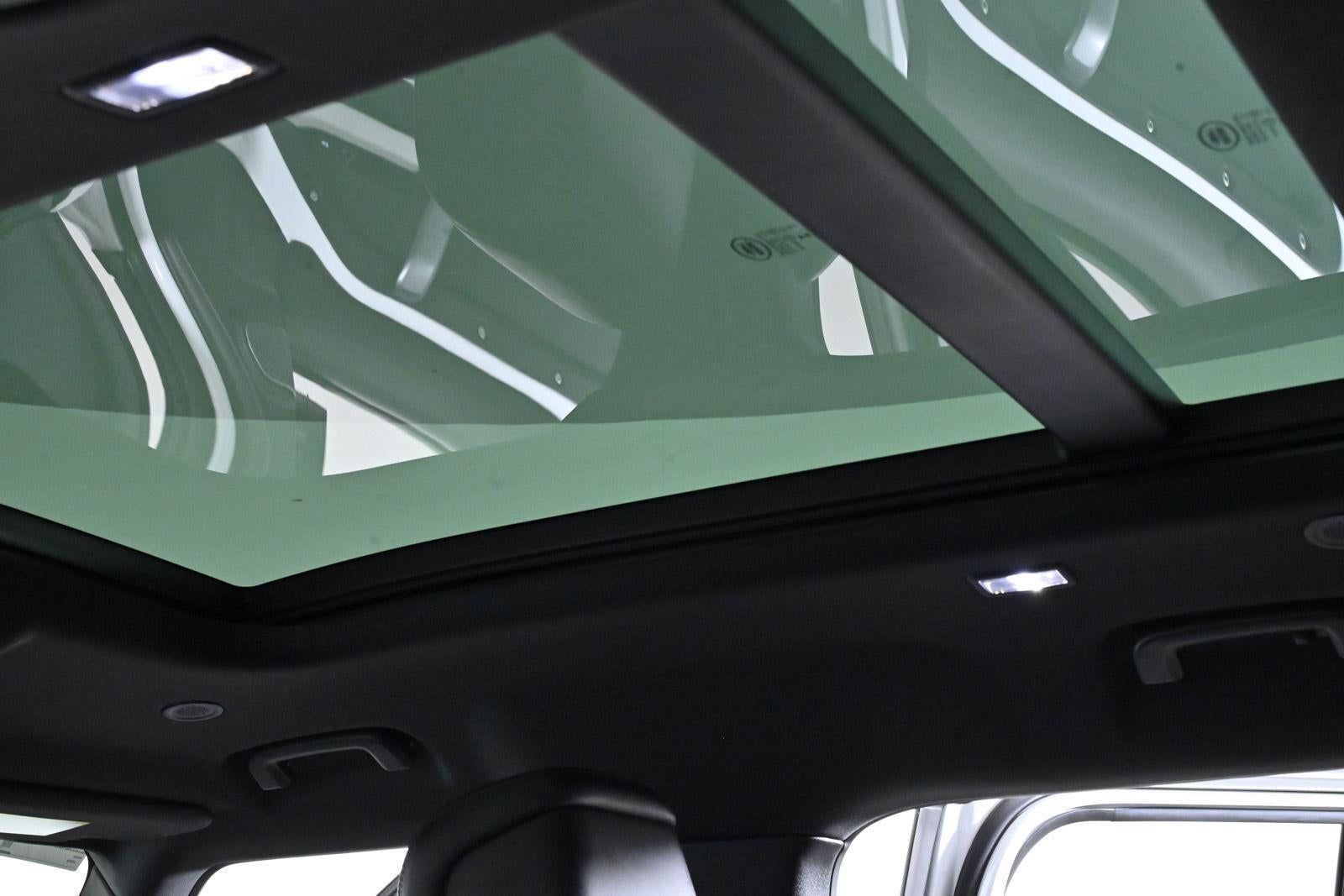 2022 Land Rover Defender X-Dynamic HSE