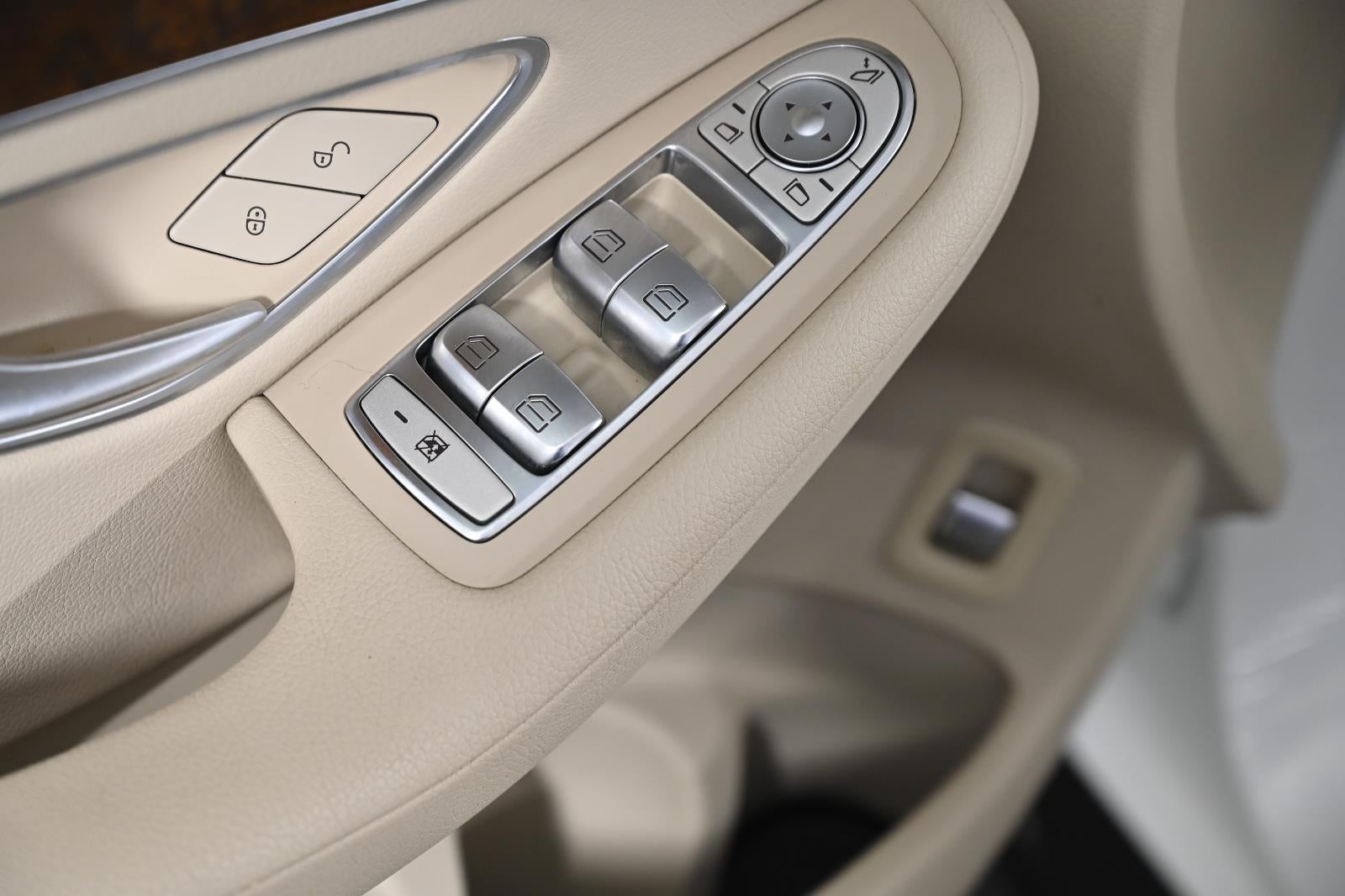 2019 Mercedes-Benz GLC GLC 300